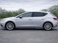 Used Seat Leon SE Dynamic 115 HP (84 kW) 2020 Silver Hatchback
