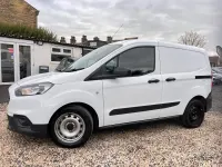 Second-hand Ford Transit S 100 CP (73 kW) 2022 Alb Van