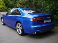 Used Audi S8 Comfort 520 HP (382 kW) 2015 Blue Sedan