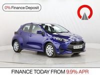 Used Toyota Yaris Hybrid 116 HP (85 kW) 2020 Blue Hatchback