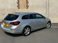 Used Vauxhall Astra SRi 2011 Silver Estate