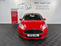 Used Ford Fiesta Zetec 100 HP (73 kW) 2015 Red Hatchback