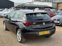 Used Vauxhall Astra SRi 105 HP (77 kW) 2018 Black Hatchback