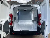 Begagnad Citroën Dispatch 90 HK (66 kW) 2009 Vit Minibuss