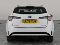 Used Toyota Corolla 140 HP (102 kW) 2022 White Estate