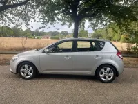 Used Kia Ceed 89 HP (65 kW) 2011 Silver Hatchback