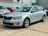 Usado Skoda Octavia 184 CV (135 kW) 2016 Plateado Familiar
