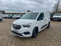Used Vauxhall Combo Sportive 100 HP (73 kW) 2019 White MPV