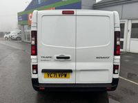Begagnad Renault Trafic Business 2021 Vit Minibuss