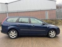 Used Ford Focus Sport 99 HP (72 kW) 2005 Blue Estate