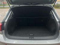 Used VW T-Roc Life 150 HP (110 kW) 2024 Silver SUV