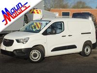 Used Vauxhall Combo 100 HP (73 kW) 2021 White Van