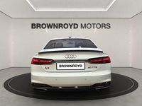 Begagnad Audi A5 S-Line 204 HK (150 kW) 2022 Vit Sportkupé
