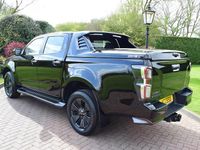 Usado Isuzu D-Max 2023 Preto Pickup