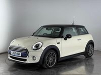 Używany Mini Cooper Hatch 136 KM (100 kW) 2017 Biały Hatchback