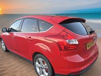 Usado Ford Focus Zetec 2012 Vermelho Citadino