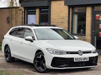 Begagnad VW Passat Elegance 2025 Vit Kombi