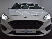 Used Ford Focus ST-Line X 120 HP (88 kW) 2019 White Hatchback