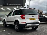 Used Skoda Yeti SE 105 HP (77 kW) 2014 White SUV