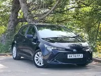 Used Toyota Corolla 140 HP (102 kW) 2024 Blue Hatchback