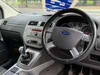 Begagnad Ford Kuga Zetec 140 HK (102 kW) 2012 Vit SUV