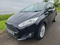 Used Ford Fiesta Titanium 125 HP (91 kW) 2013 Black Hatchback