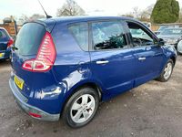 Used Renault Scénic III Dynamique 110 HP (80 kW) 2011 Blue MPV