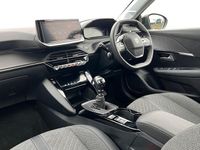 Used Peugeot 208 Allure 101 HP (74 kW) 2025 Hatchback