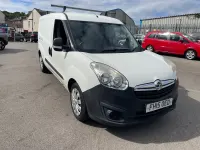 Used Vauxhall Combo 2015 White MPV