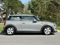 Begagnad Mini ONE Hatch 102 HK (75 kW) 2017 Grå Halvkombi