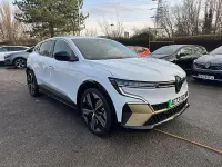 Used Renault Mégane 2023 Glacier white Hatchback