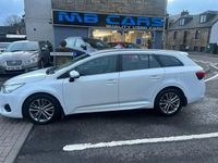 Used Toyota Avensis Business Edition 143 HP (105 kW) 2016 White Estate