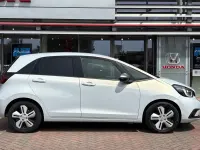 Used Honda Jazz Hybrid 109 HP (80 kW) 2021 Sunlight white Hatchback