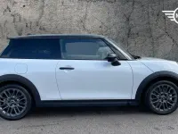 Used Mini Cooper S Hatch 201 HP (147 kW) 2026 White Hatchback