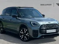 Usado Mini Countryman 215 CV (158 kW) 2025 Verde SUV