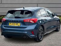 Used Ford Focus ST-Line X 123 HP (90 kW) 2020 Blue Hatchback