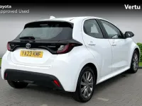 Used Toyota Yaris 116 HP (85 kW) 2023 White Hatchback