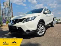 Used Nissan Qashqai Acenta 115 HP (84 kW) 2015 White SUV