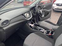used Vauxhall Grandland X 1.2 Turbo SE Premium Auto Euro 6 (s/s) 5dr