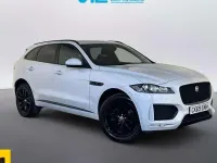 Usado Jaguar F-Pace Chequered Flag 180 HP (132 kW) 2019 Branco SUV