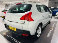 Used Peugeot 3008 Active 112 HP (82 kW) 2012 Silver Estate