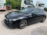 Begagnad Mercedes A200 AMG Line Premium 2019 Svart Halvkombi
