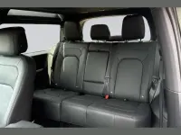 Used Land Rover Defender HSE Dynamic 344 HP (253 kW) 2025 Green SUV