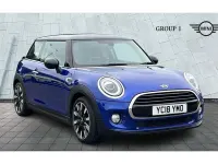 Used Mini Cooper Hatch 136 HP (100 kW) 2018 Blue Hatchback