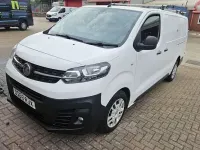 Used Vauxhall Vivaro 101 HP (74 kW) 2019 White MPV