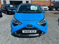 Used Toyota Aygo x-press 2018 Blue Hatchback