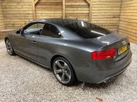 Used Audi A5 Black Edition 170 HP (125 kW) 2014 Grey Coupe