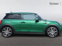 Used Mini Cooper Exclusive 134 HP (98 kW) 2024 Green Hatchback