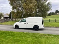 Used VW Caddy Maxi 102 HP (75 kW) 2021 White MPV