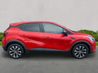 Używany Renault Captur Evolution 91 KM (66 kW) 2022 Czerwony SUV